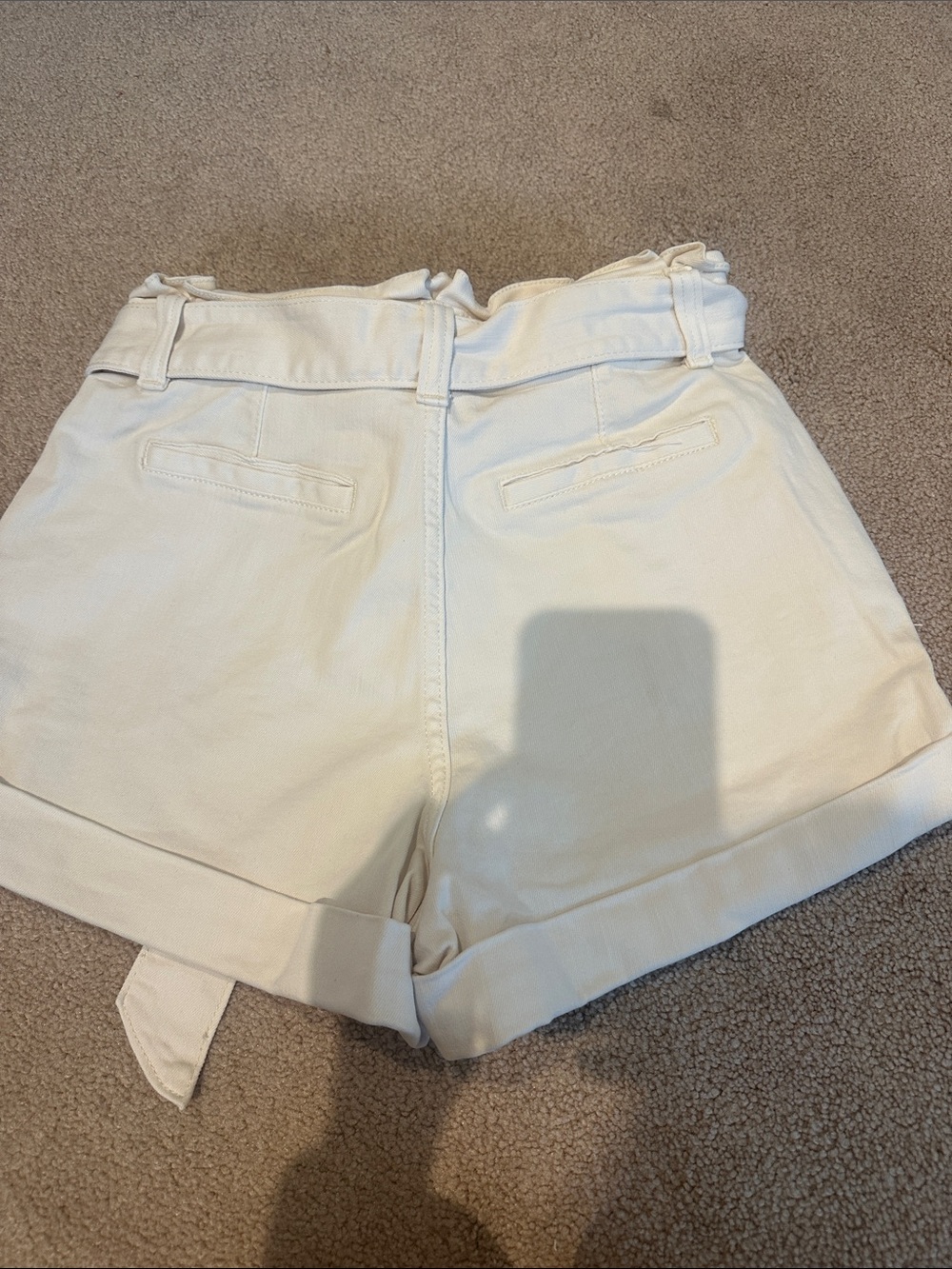 Express High-Waist Tie-Belt Shorts - Cream - Picture 5 of 6